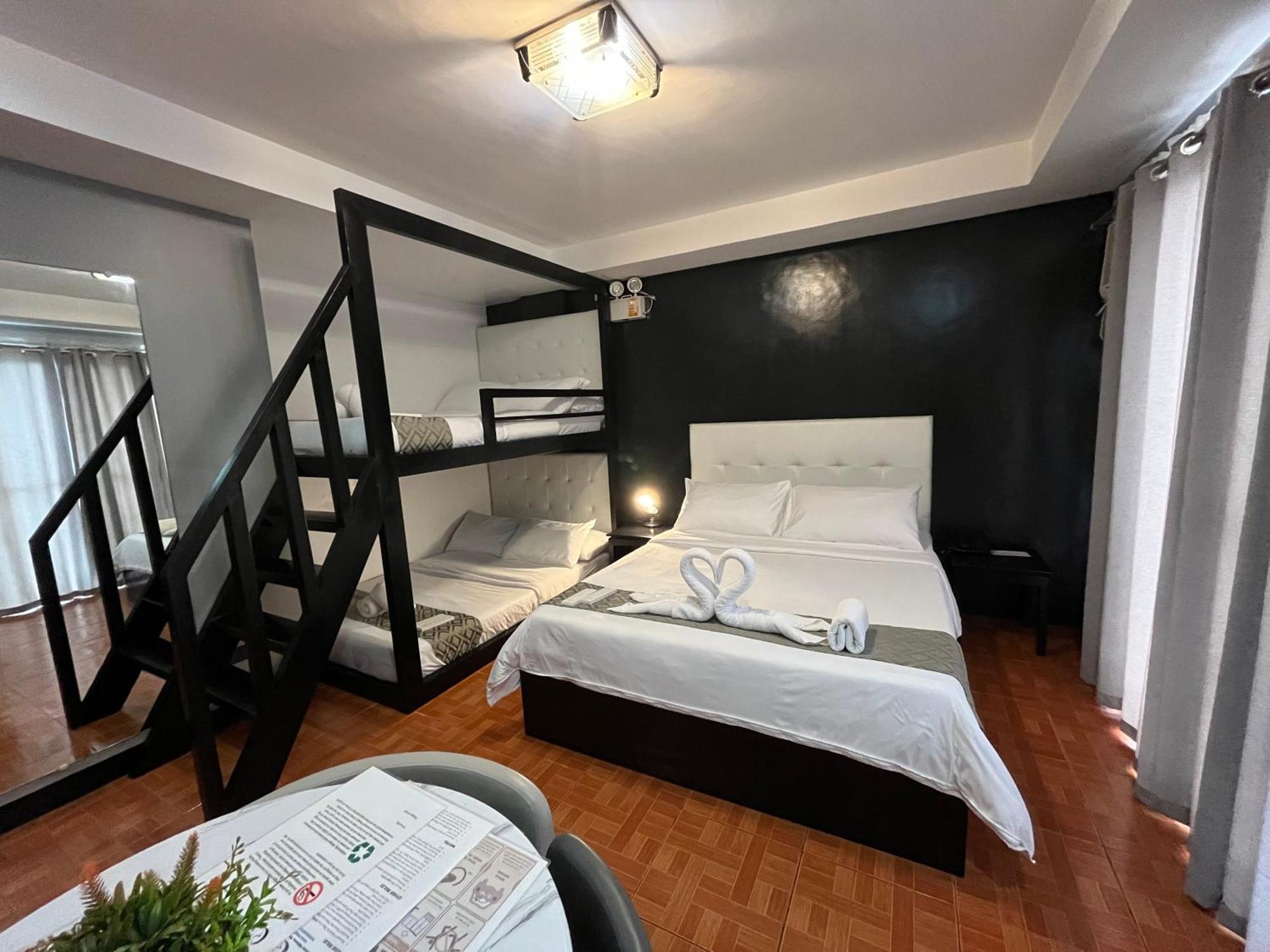 Rangya Hotel Tagaytay City Exterior photo