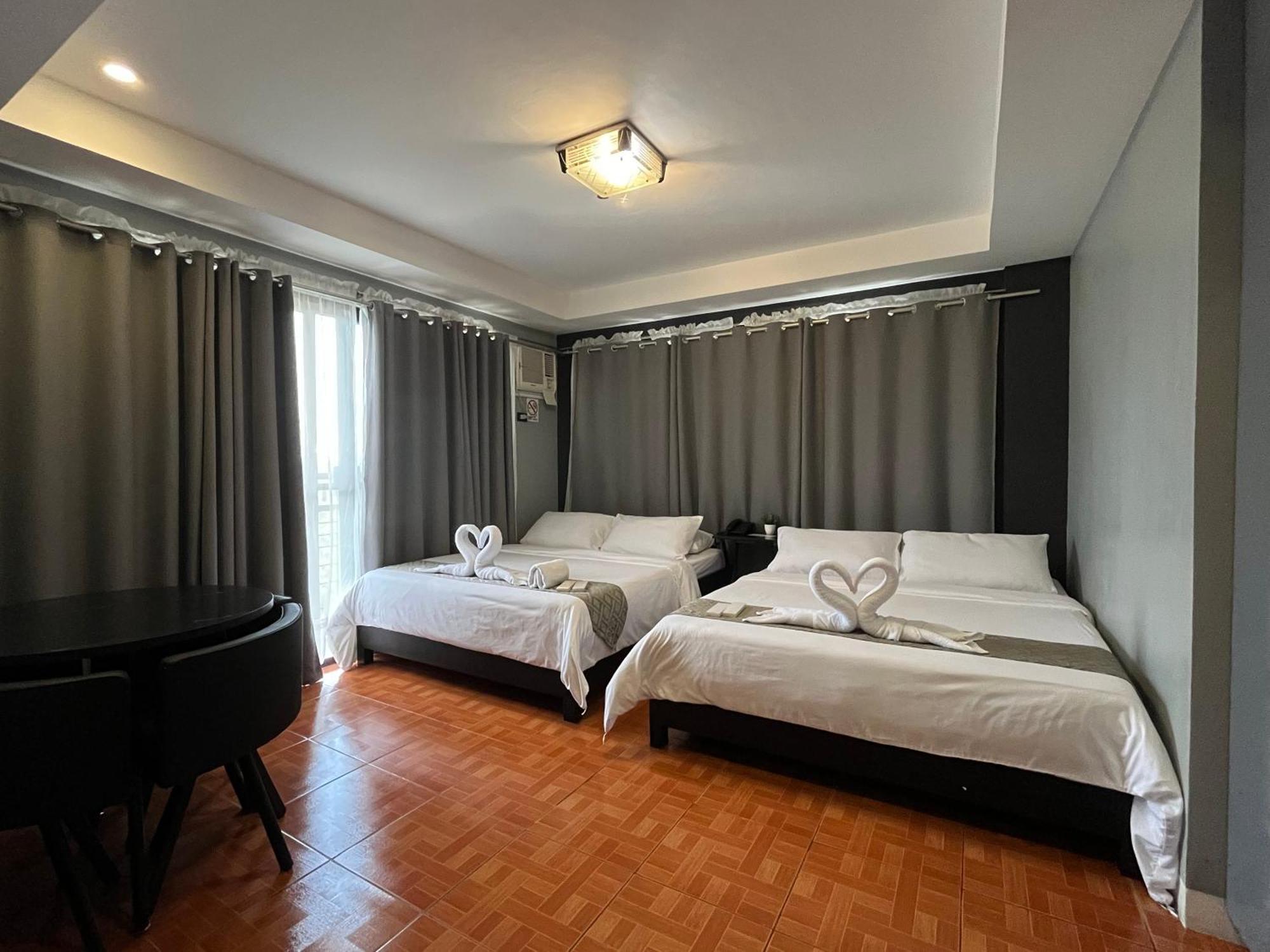Rangya Hotel Tagaytay City Exterior photo